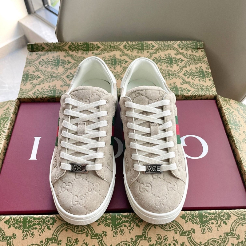 G*u*i casual shoes